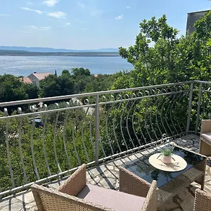 Apartment Tommi, Dramalj